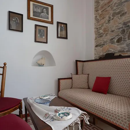 Marousω's μaisonette * Dhragoulas